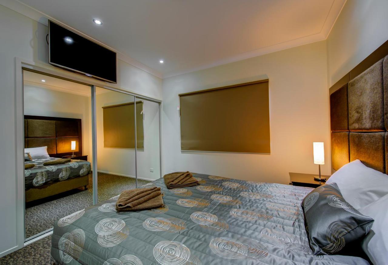 Miles Western Downs Motor Inn المظهر الخارجي الصورة